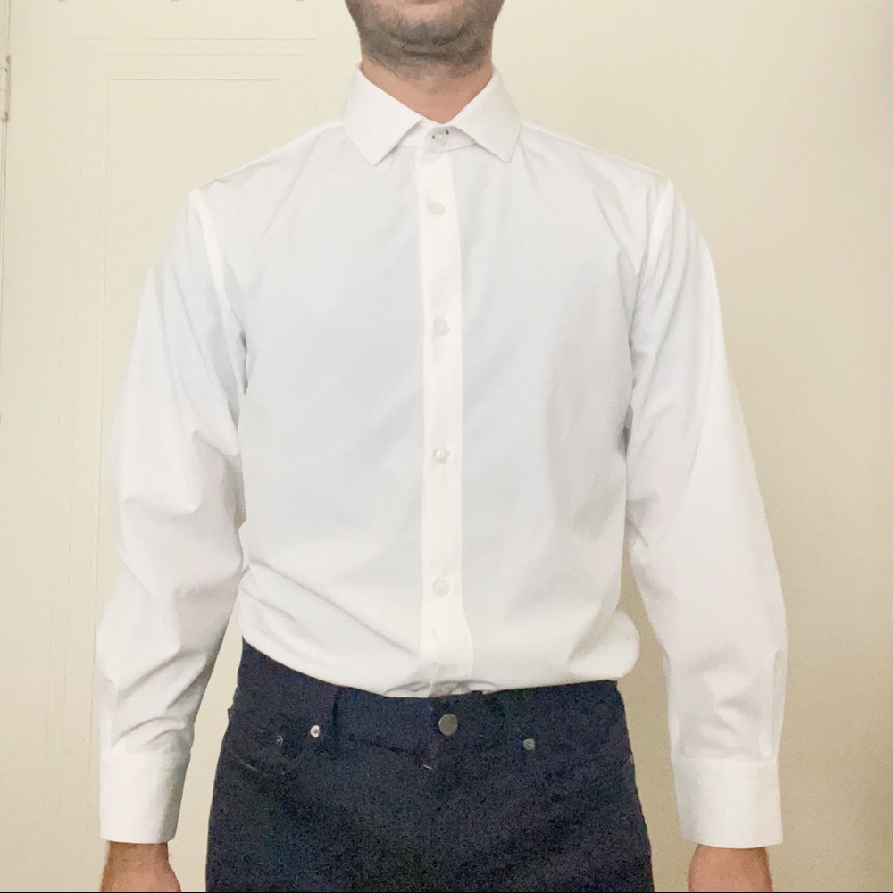 Mizzen+Main Trim Fit Performance Dress Shirt White Size Medium 32/33 Sleeve